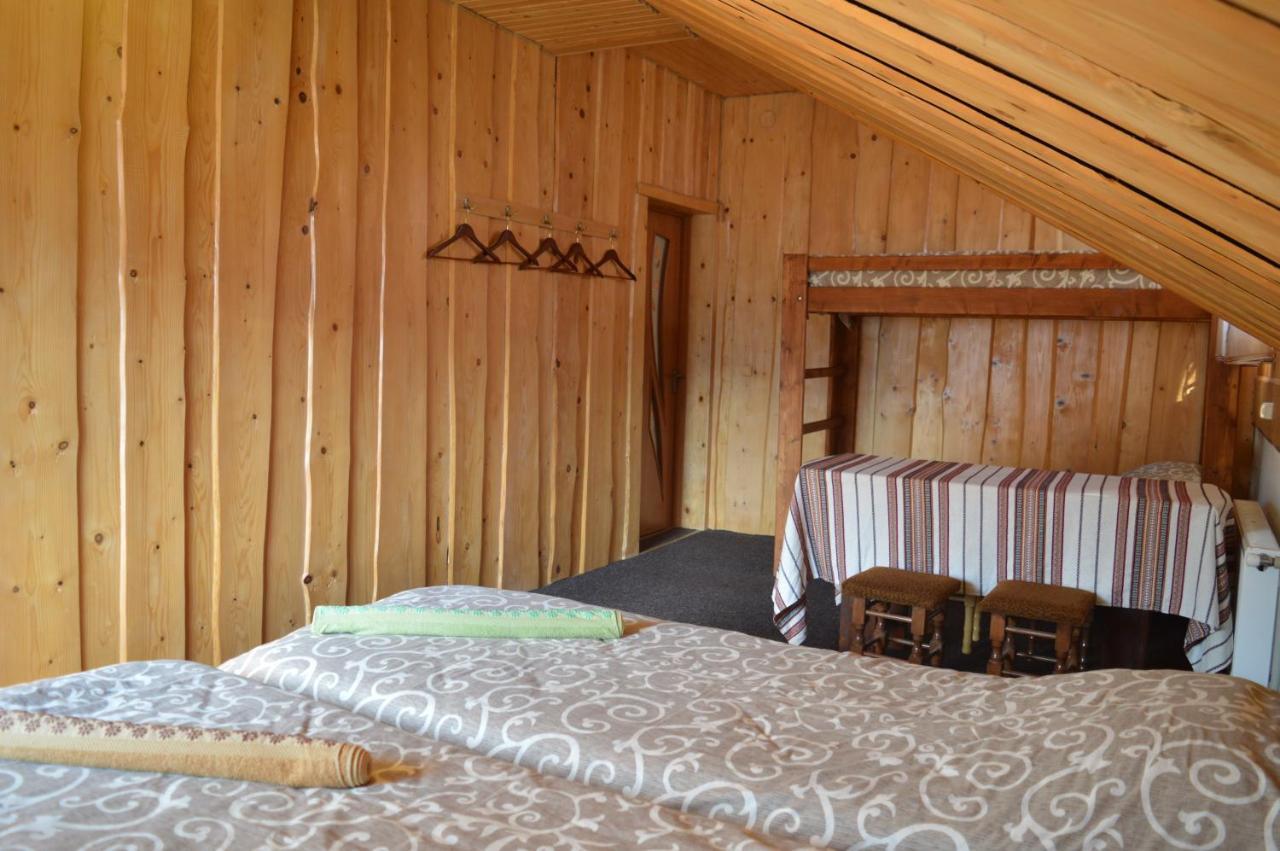 Guest House Mansarda Jaremtsje Buitenkant foto