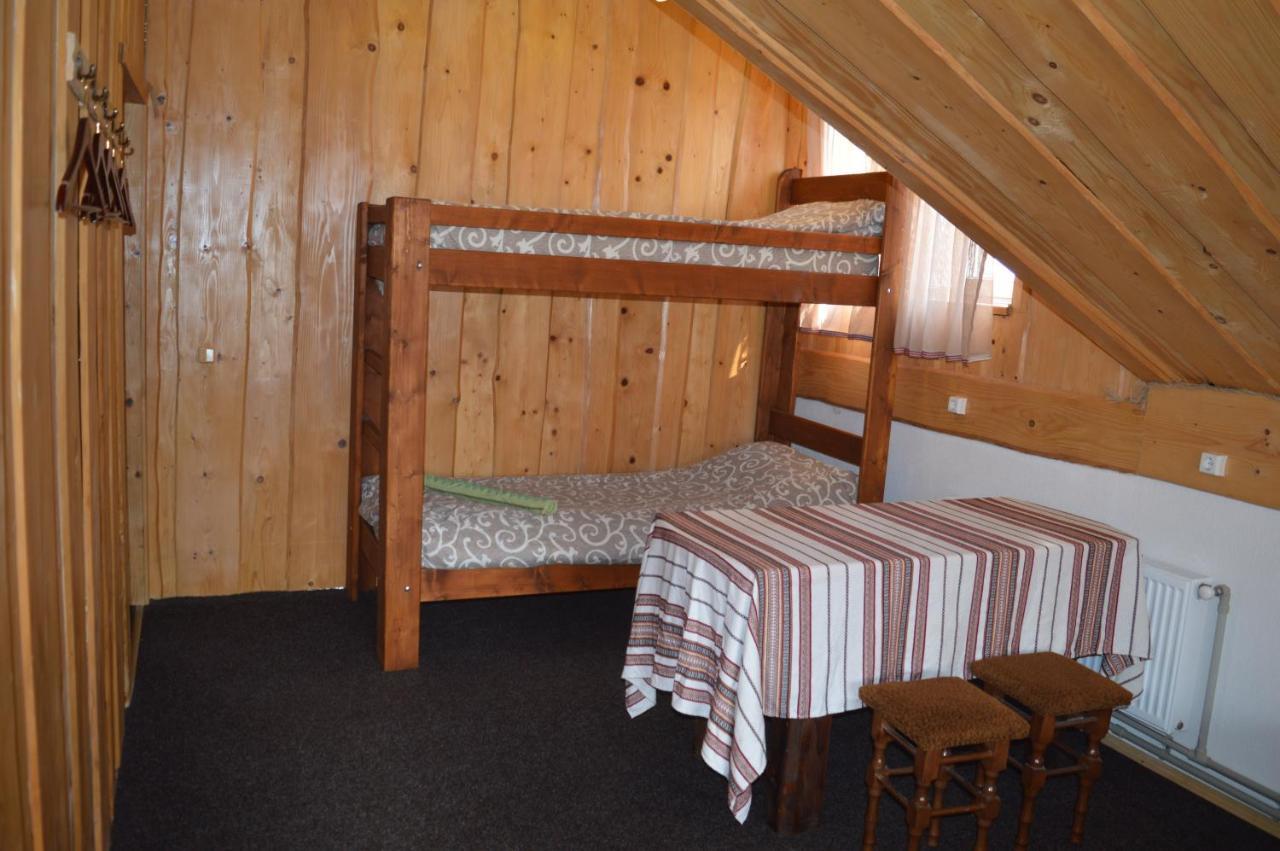 Guest House Mansarda Jaremtsje Buitenkant foto